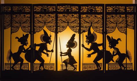  Wayang Kulit:  A Shadow Puppet Play Revealing Timeless Indonesian Values?